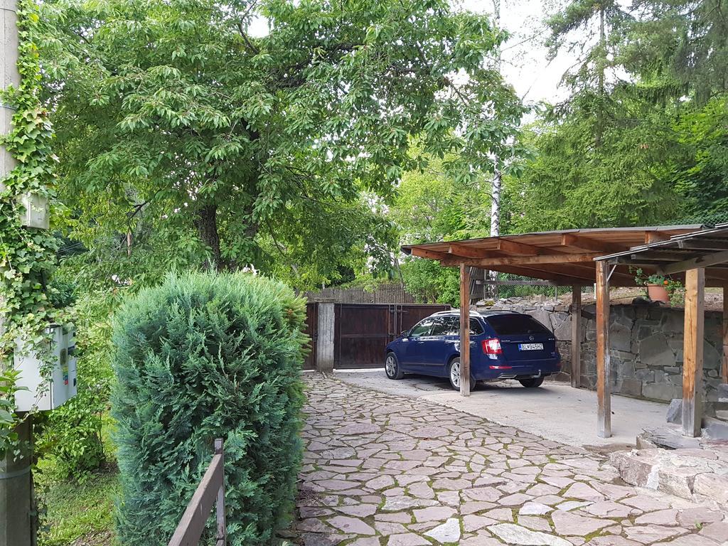 Drevenica Spanka Špania Dolina Exterior foto