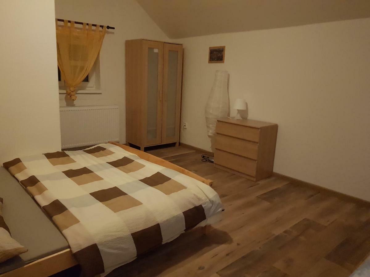 Drevenica Spanka Špania Dolina Exterior foto